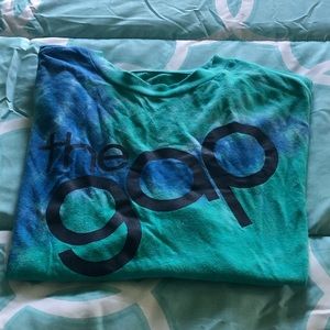 GAP Logo Tie Dye T-shirt